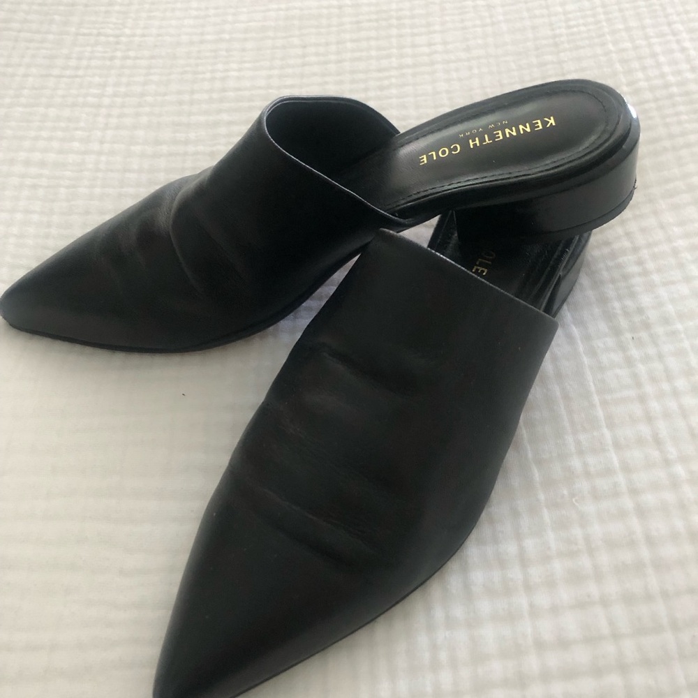 Kenneth Cole Black Pointed Leather Slip-On Mules Excellent Condition. Size 9 - Picture 5 of 5
